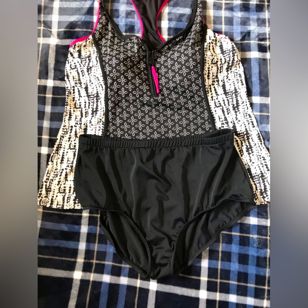 BEACH House, Rose MarieReid Swimsuit 18W